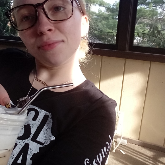 Meet your Posher, George - Picture 2 of 2